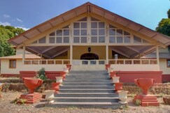 Zenith Holiday Home | Rooms in a Villa