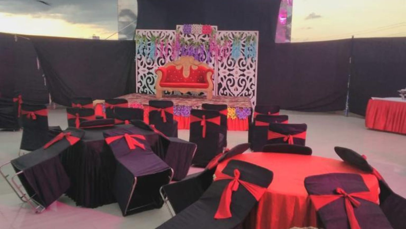 Hotel White Rock Sector 68 Sohna Road Gurgaon - Tap to explore photos