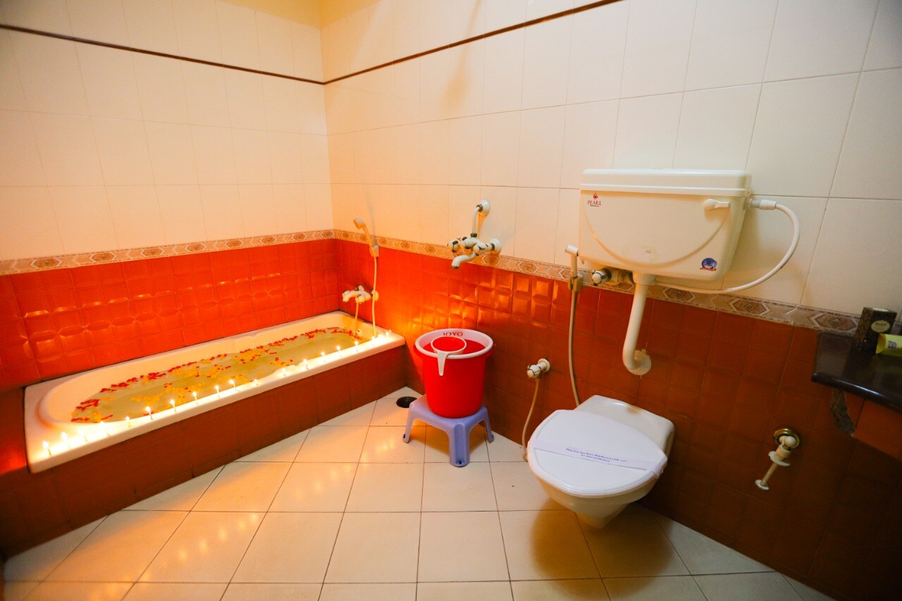 KVR Hotels - Tap to explore photos