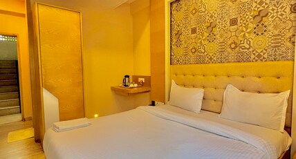 Hotel Neelkamal Room Type - Deluxe Room