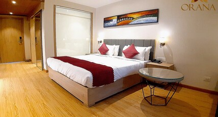 Orana Hotel & Convention Room Type - Deluxe King room
