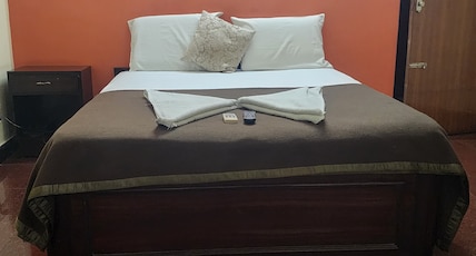 Priyanka Residency Room Type - Deluxe Single AC Room