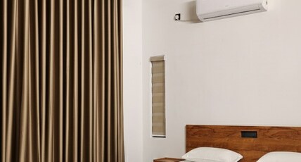 Olam Homestay Room Type - Deluxe King Room with Private Balcony