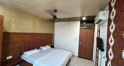 Oasisskyhill's hotel and Restaurant Room Type - Standard room with city view