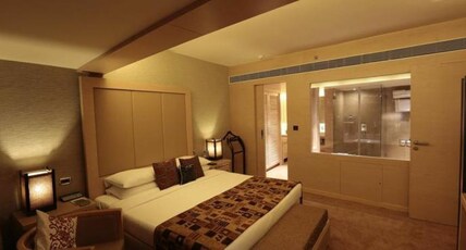Sahara Star Room Type - Uranus Premier Suite Lagoon Facing