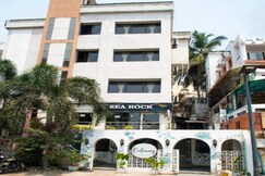 SEA ROCK Qality inn  and Resorts