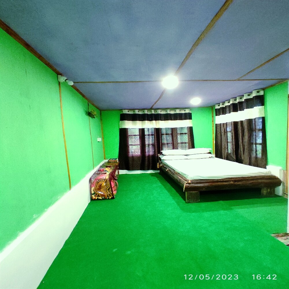BARARAY GIRIPUR HOMESTAY - Tap to explore photos
