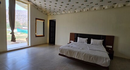 Sariska Desi Dhani Room Type - Premium Family Suite (extra large size room)