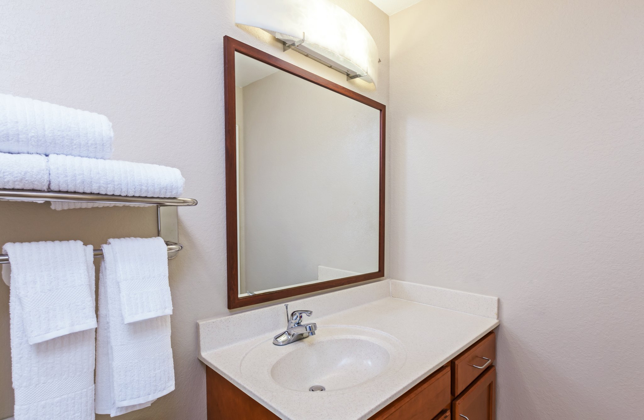 Candlewood Suites OWASSO - Tap to explore photos