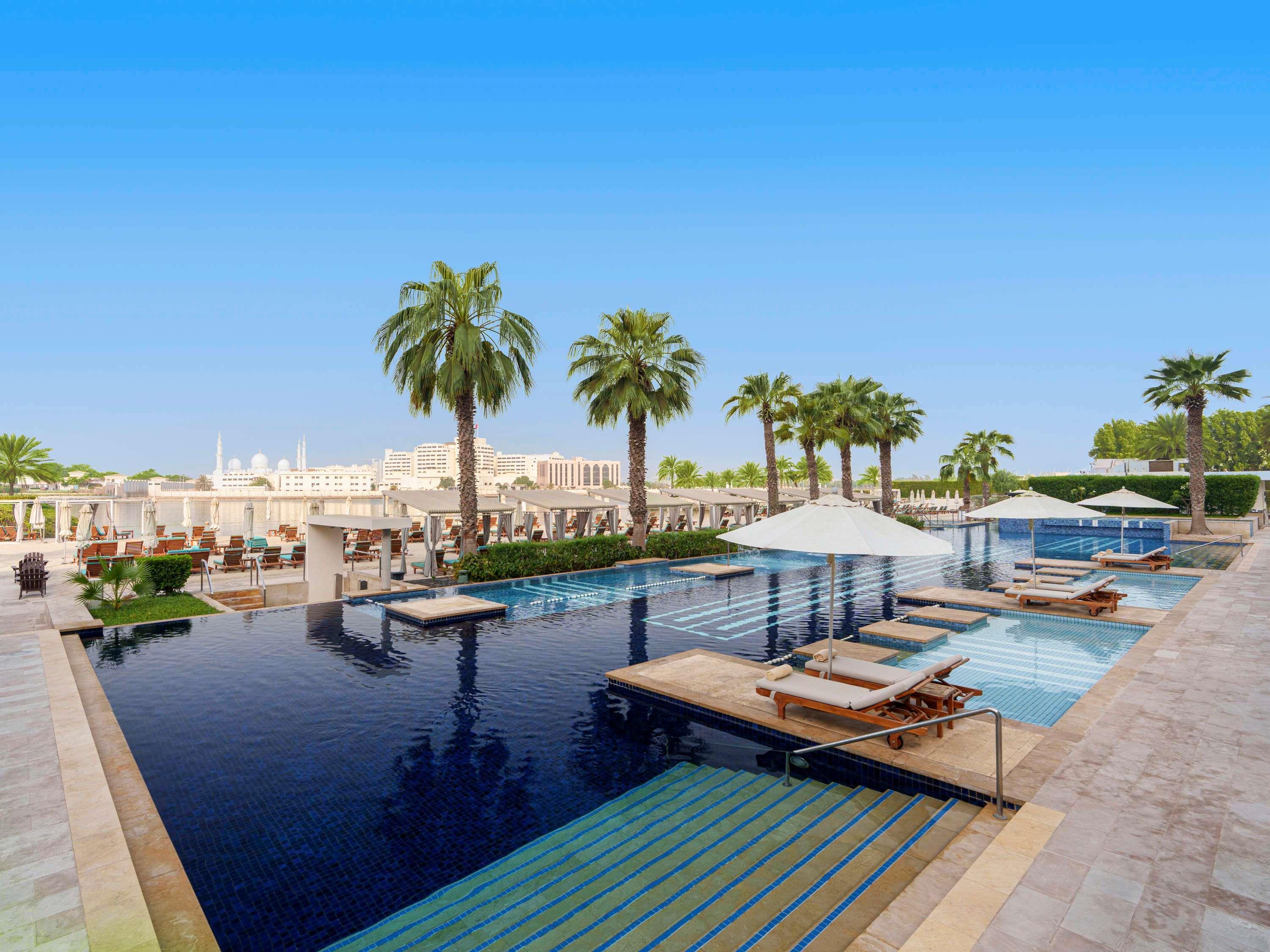 Fairmont Bab Al Bahr - Tap to explore photos