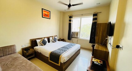 Hotel Kavana near Assi Ghat Room Type - SUPER DELUXE Hotel Kavana near Assi Ghat Room Type - SUPER DELUXE