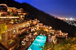 Neemrana Fort-Palace