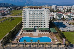 Crowne Plaza Hotel Antalya by IHG