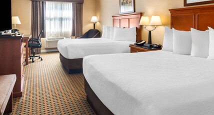 Best Western Plus Sunrise Inn Room Type - Accessible - 2 Queen, Non-Smoking, Handicap Room, Roll In Shower, High Speed Internet Access, Refrig