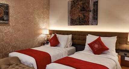 Ramada by Wyndham Yogyakarta Room Type - 2 Single Beds, Suite, Non-Smoking
