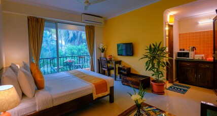 TreeHouse Blue Hotel & Serviced Apartments Room Type - Studio Apartment