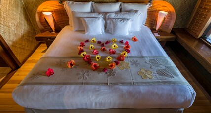 InterContinental Bora Bora le Moana Resort Room Type - 1 King Overwater Bungalow Otemanu Mountain View