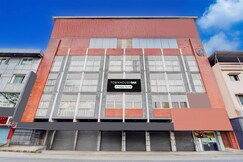 Super Townhouse Oak Mangalore Formerly Kudro Destinn