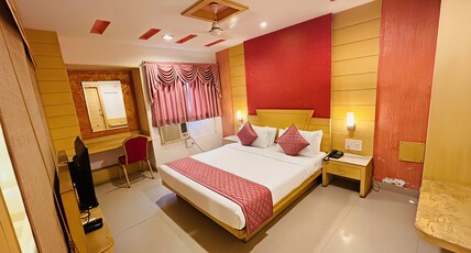 Hotel Paradise Room Type - Suite Room