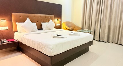Hotel Rajdoot Royale by Ambai Room Type - Royale Deluxe