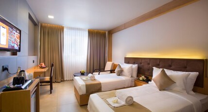 NORTH SEVEN Room Type - Deluxe Twin