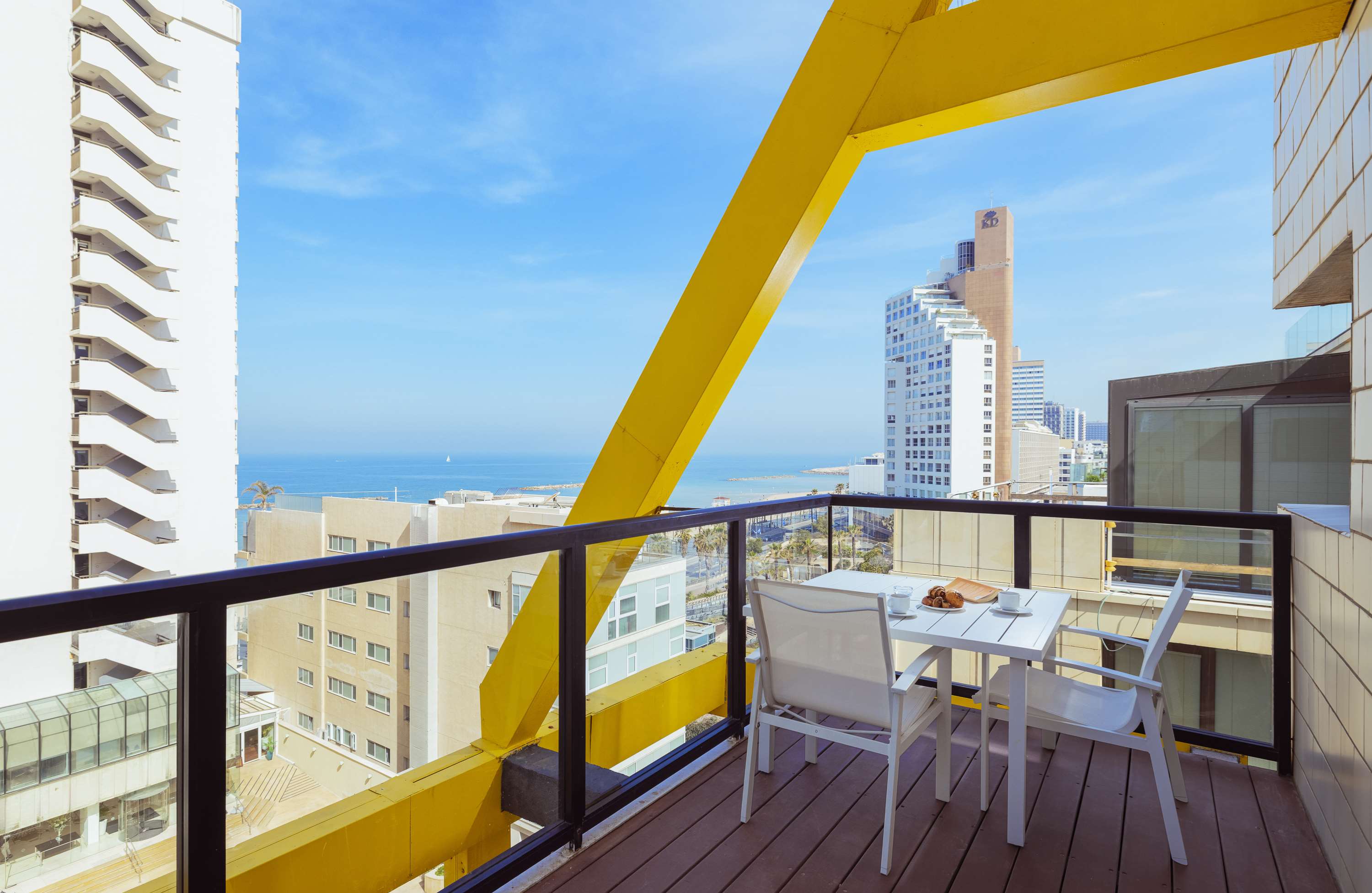 Best Western Regency Suites - Tap to explore photos