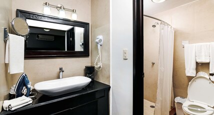 Best Western Plus San Jorge Room Type - 1 King Bed, Non-Smoking