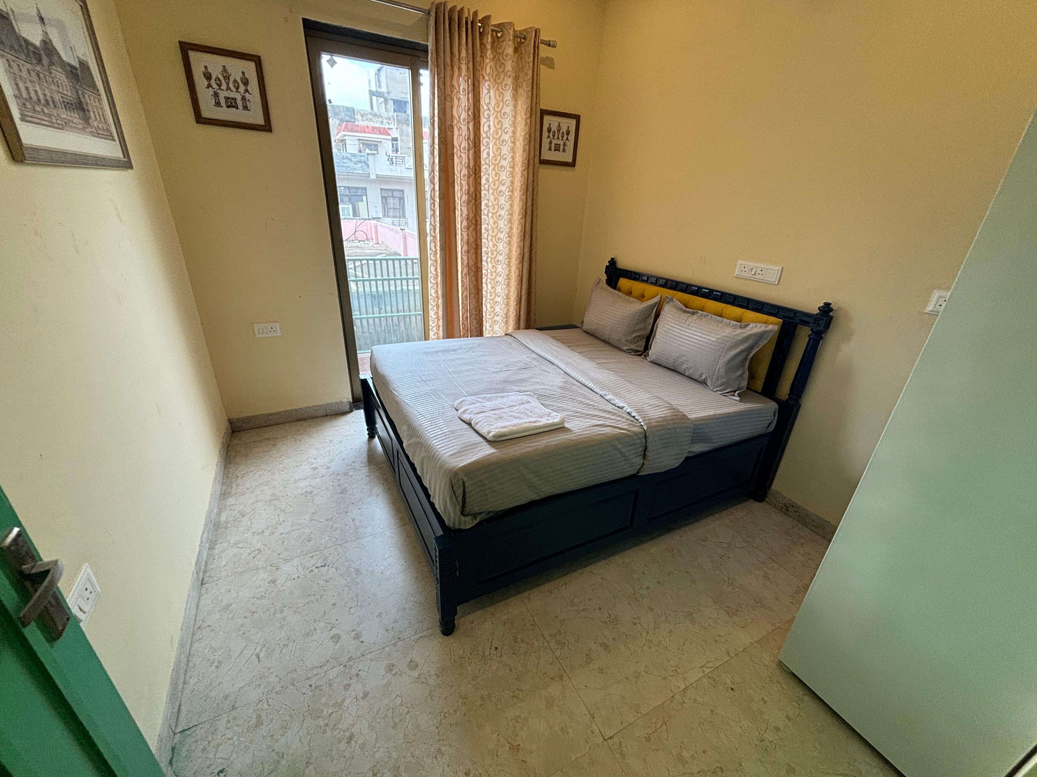 The Orion Home Stay - Tap to explore photos