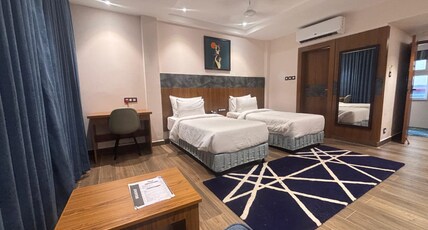 Pipul Padmaja Beach Inn(20 mtr from Sea Beach) Room Type - Club Twin Bed Room