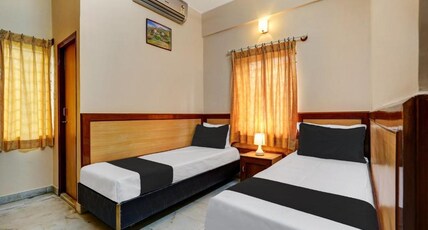 Octave benaka deluxe Room Type - Deluxe AC Room
