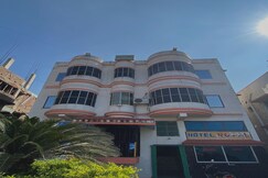 SPOT ON Hotel Royal