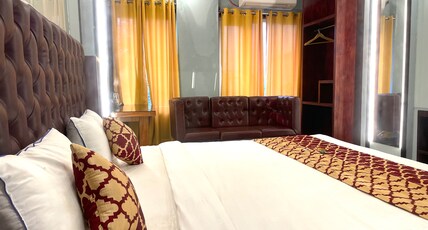 HOTEL AIRPORT KK Room Type - STANDARD AC ROOM