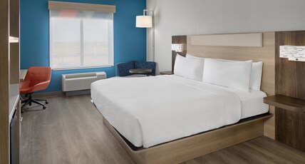 Holiday Inn Express Hotel and Suites - Odessa Room Type - 1 King Standard