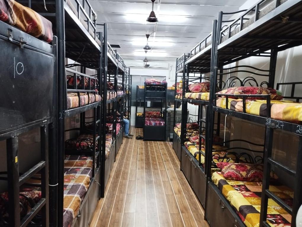 Shree Balaji AC Dormitory - Tap to explore photos