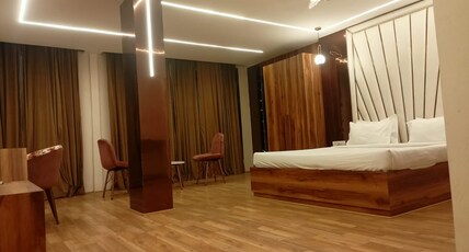 Hotel Giriraj Room Type - Superior Room