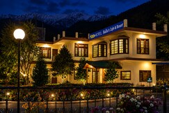Photos of FabHotel Ballus Cafe & Resort