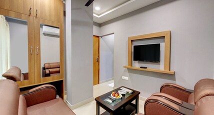 Click Hotel Guwahati Room Type - Suite Room