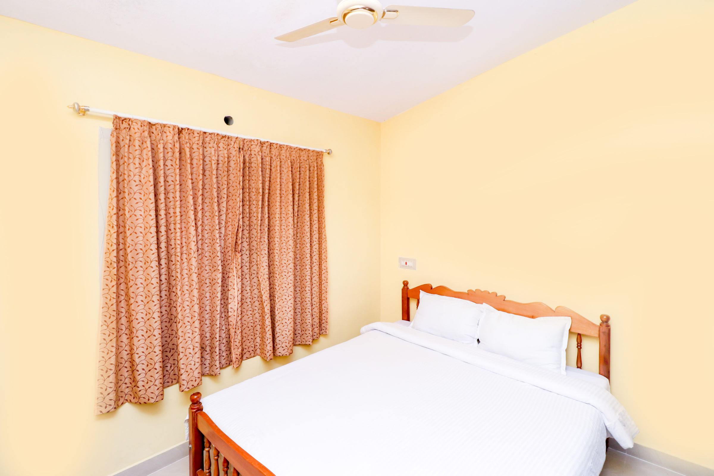 Gowri Stay - Tap to explore photos