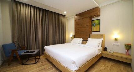 The Oaks Comforts Room Type - Standard AC Room