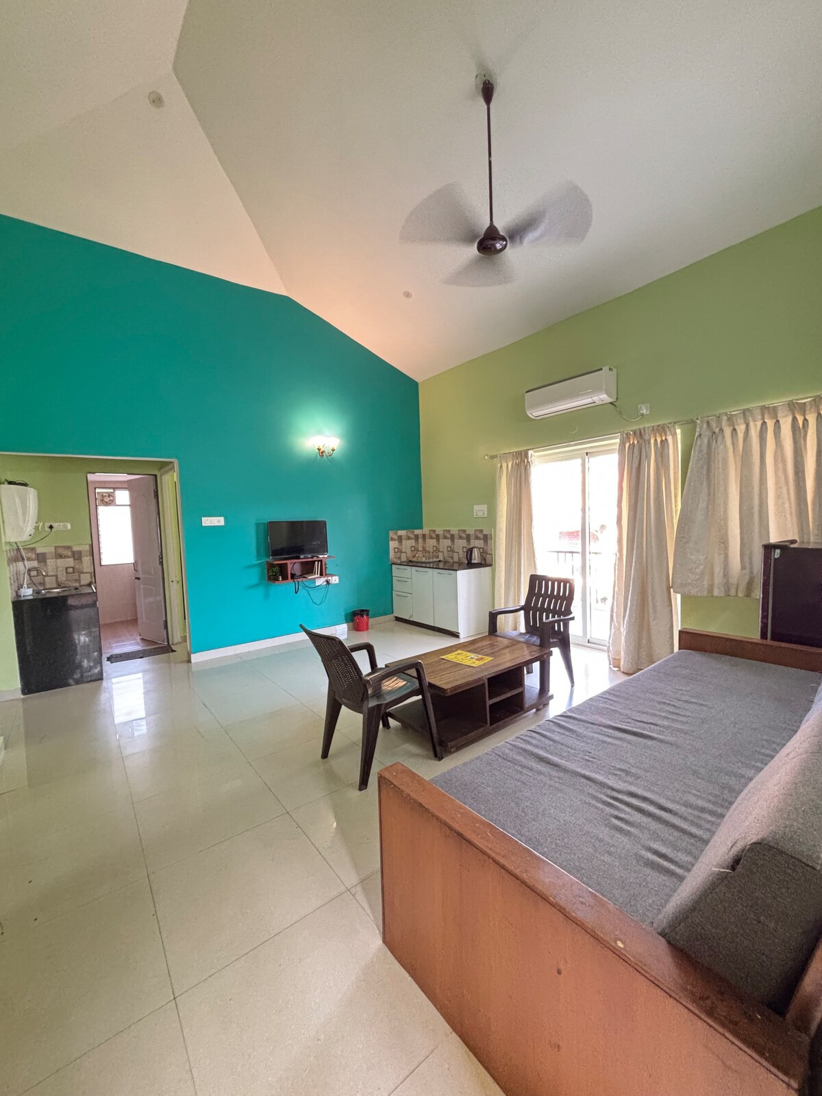 Exotic 3 BHK Pool View Apartment in Vagator Anjuna - Tap to explore photos