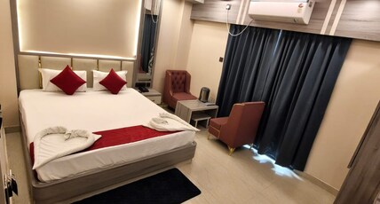 Hotel Minnat Palace Room Type - Deluxe Room with Balcony