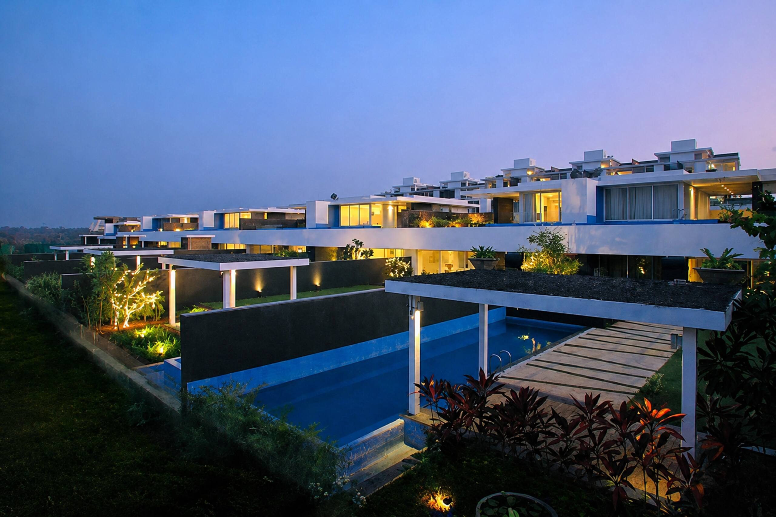 Villa Bella Vista by StayJade 3 BHK Pool Nr Airport - Tap to explore photos