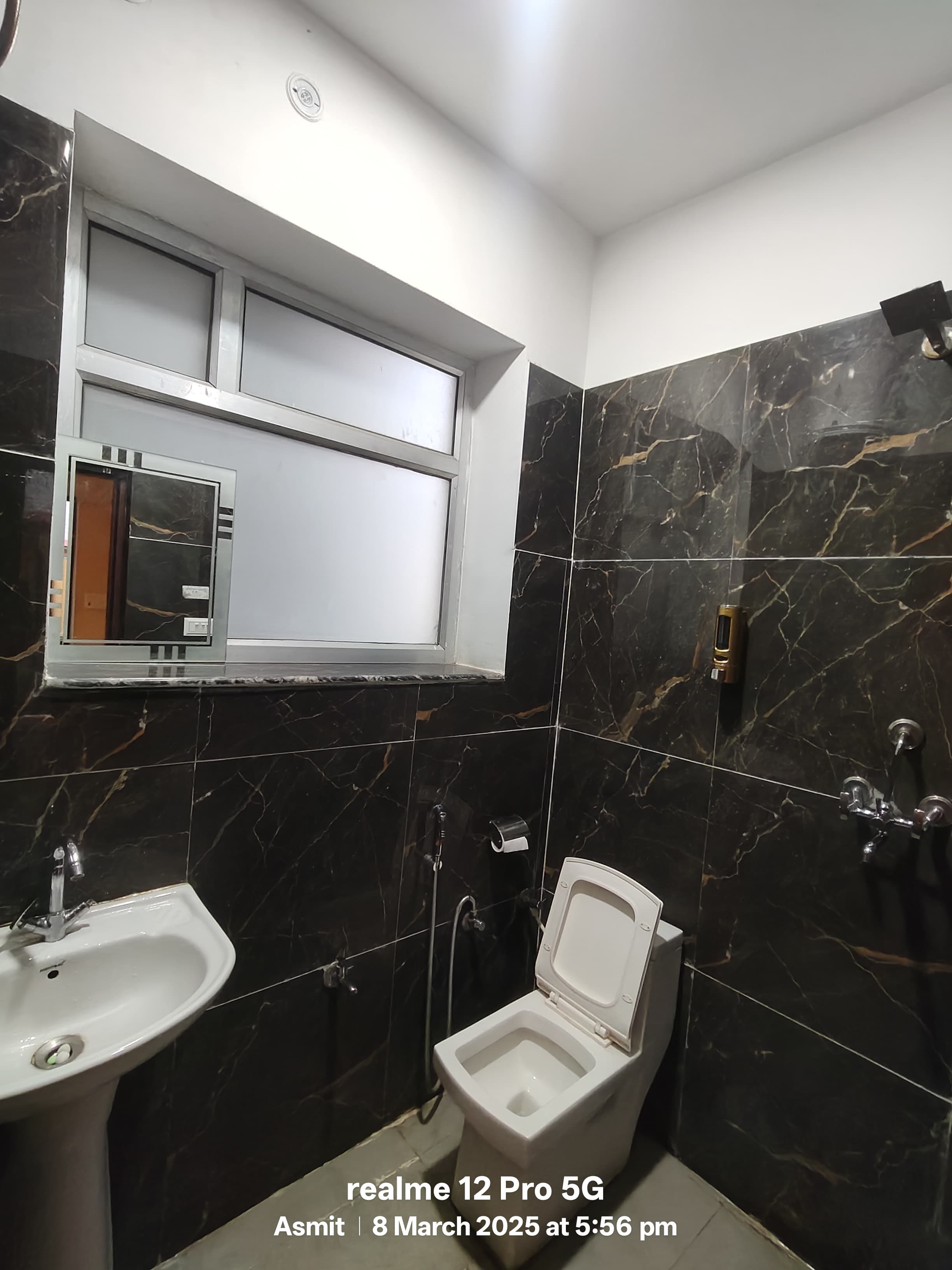 Guru Homestay Rishikesh - Tap to explore photos