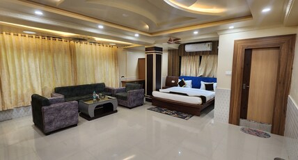 Hotel Kalpataru Grand Room Type - Executive Room (Premium) Hotel Kalpataru Grand Room Type - Executive Room (Premium)