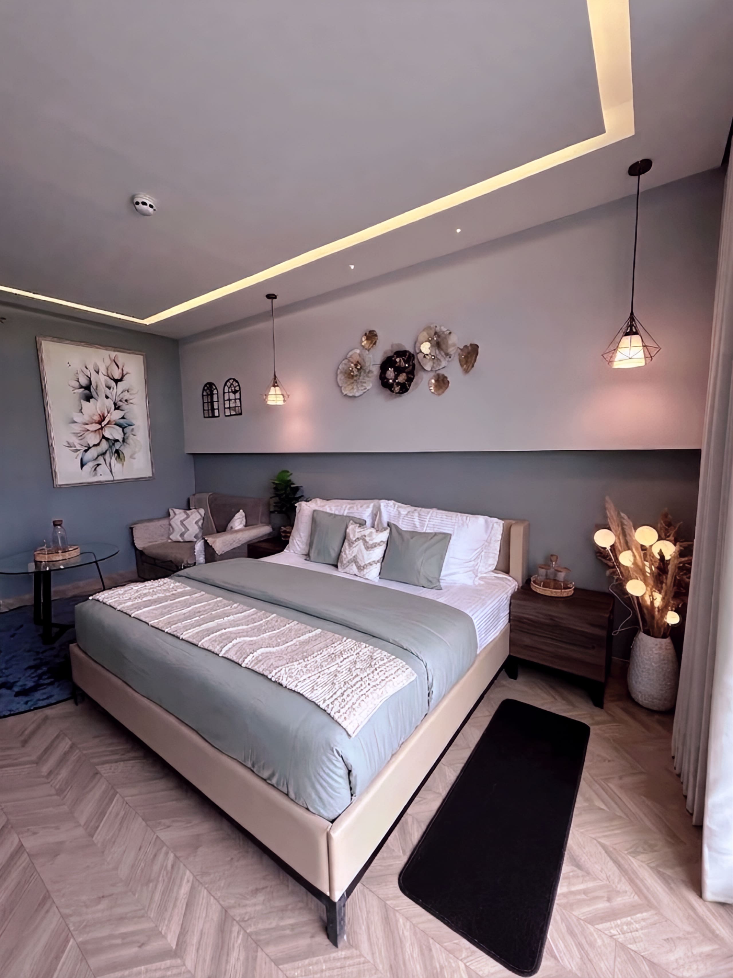New 1RK | Aravalli View |Golf Course Ext Rd |Decor - Tap to explore photos