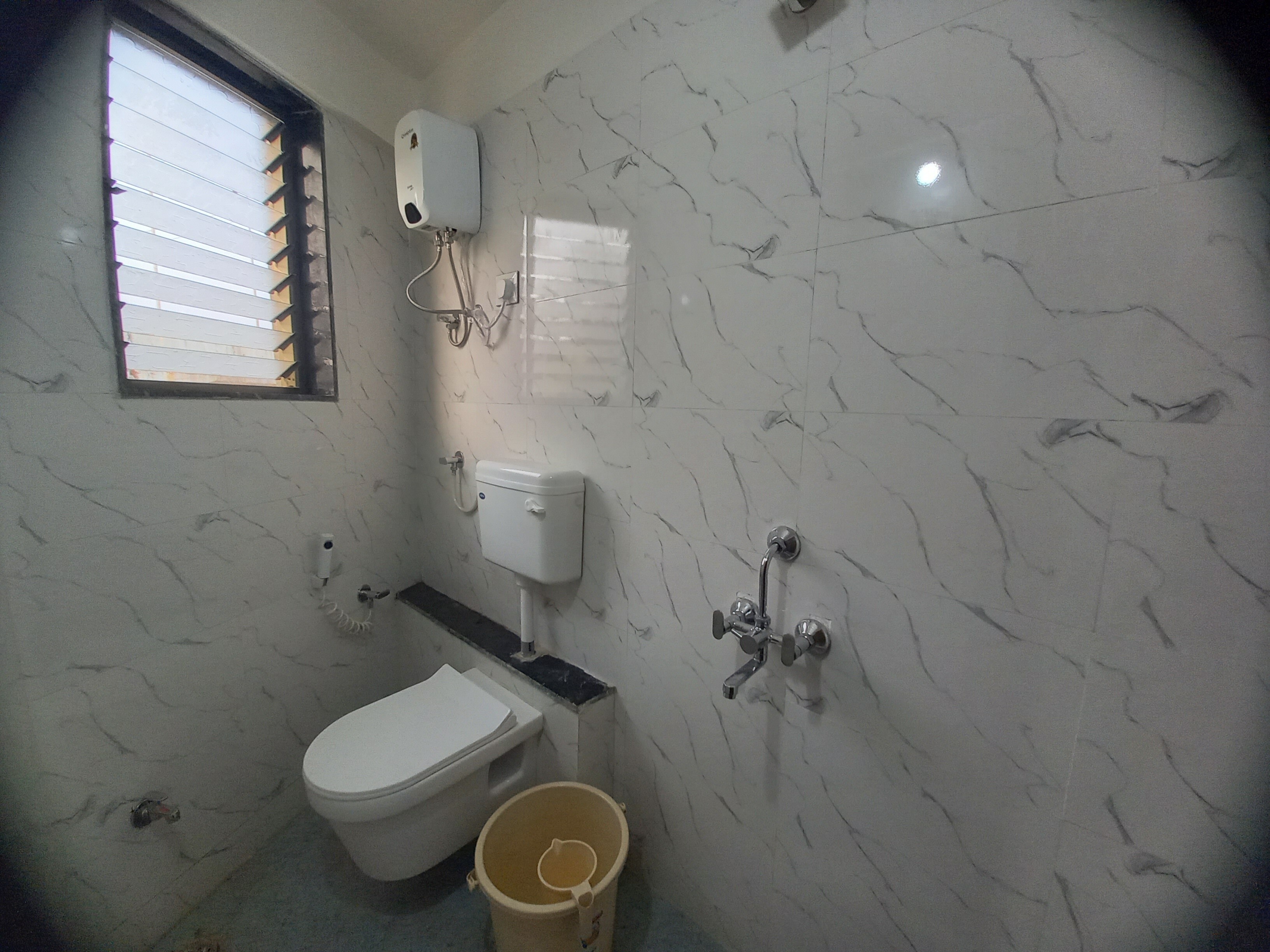 Hotel Highway Palace - Tap to explore photos