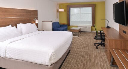 Holiday Inn Express & Suites - Ogallala Room Type - 1 King Standard Access