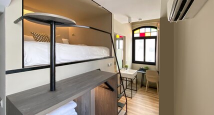 ST Signature Jalan Besar Room Type - Cabin M, Window, Private Bathroom