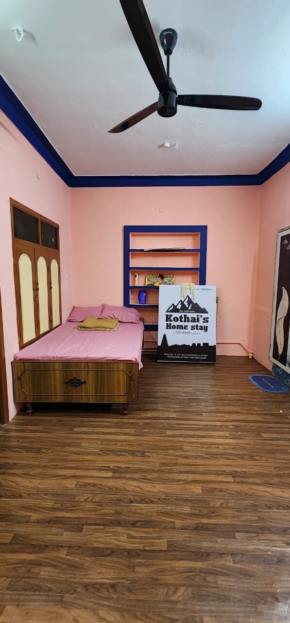 Kothais Homestay - Tap to explore photos