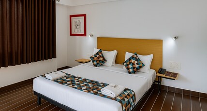 Hotel Chaitanya Inn Room Type - Deluxe Room